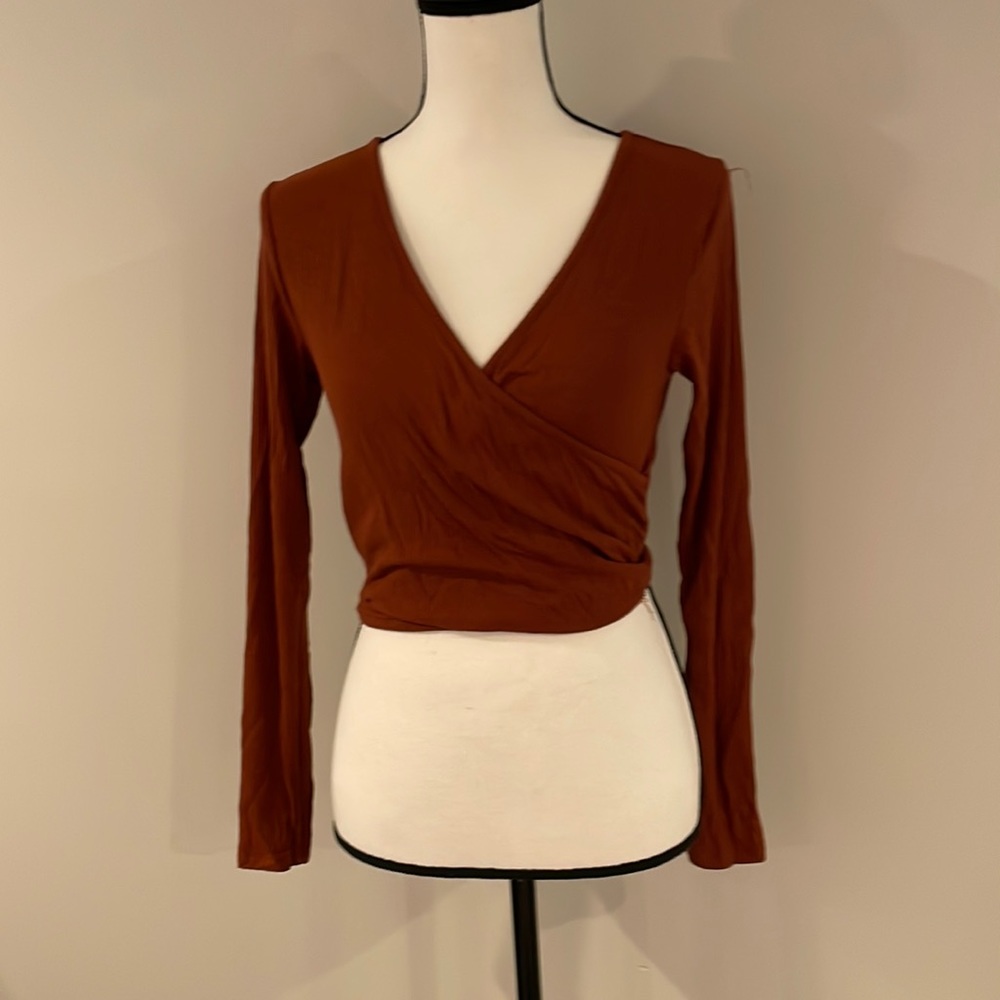 Wrap crop top burnt orange